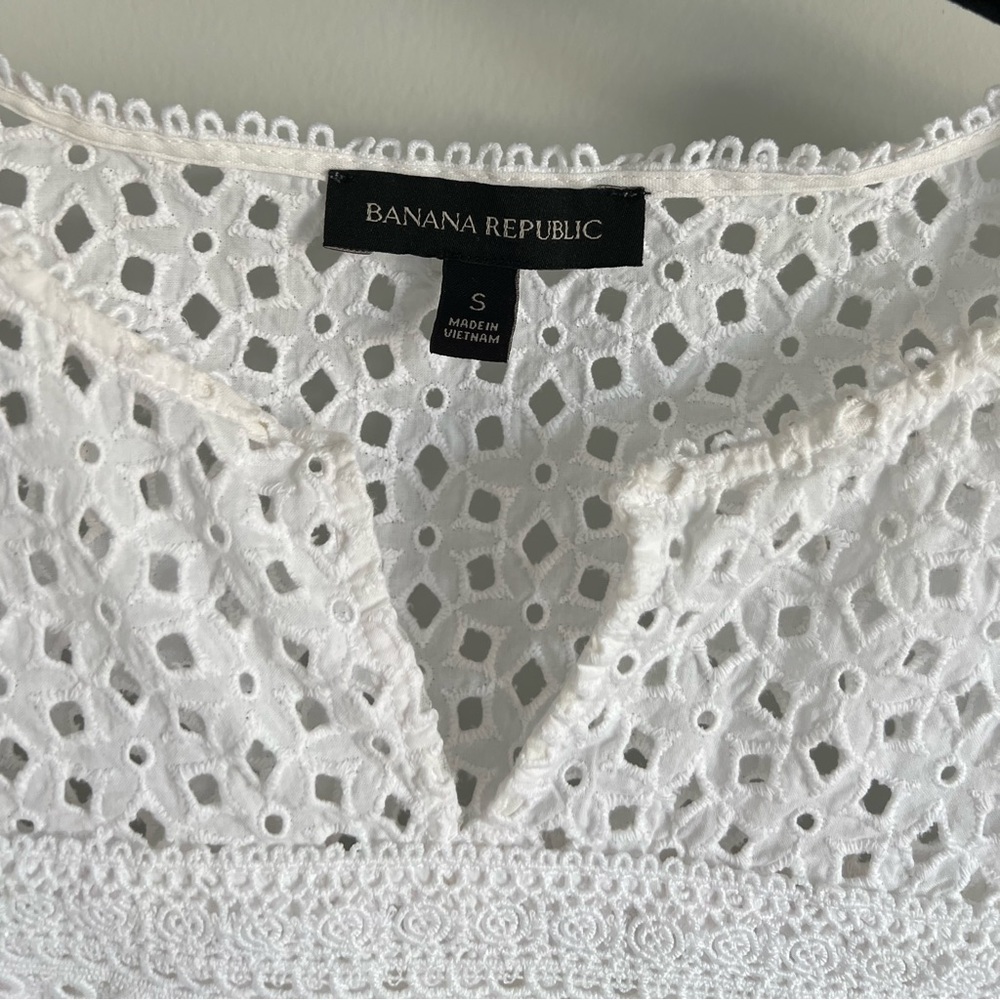 BANANA REPUBLIC Women’s Lace Inset Top-Size Small - Picture 5 of 6